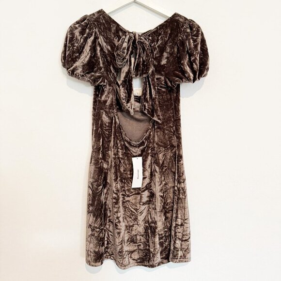 NWT Kimchi Blue Jill Velvet Mini Dress New Cottagecore Urban Outfitters Medium - Picture 10 of 13